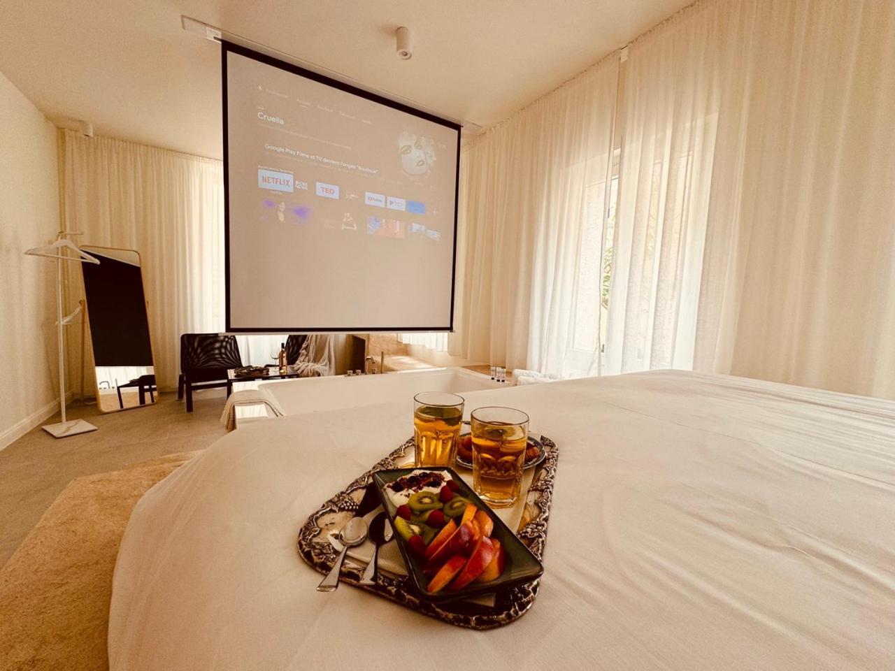 Maison Lyo Suite Luxe คานส์ ภายนอก รูปภาพ