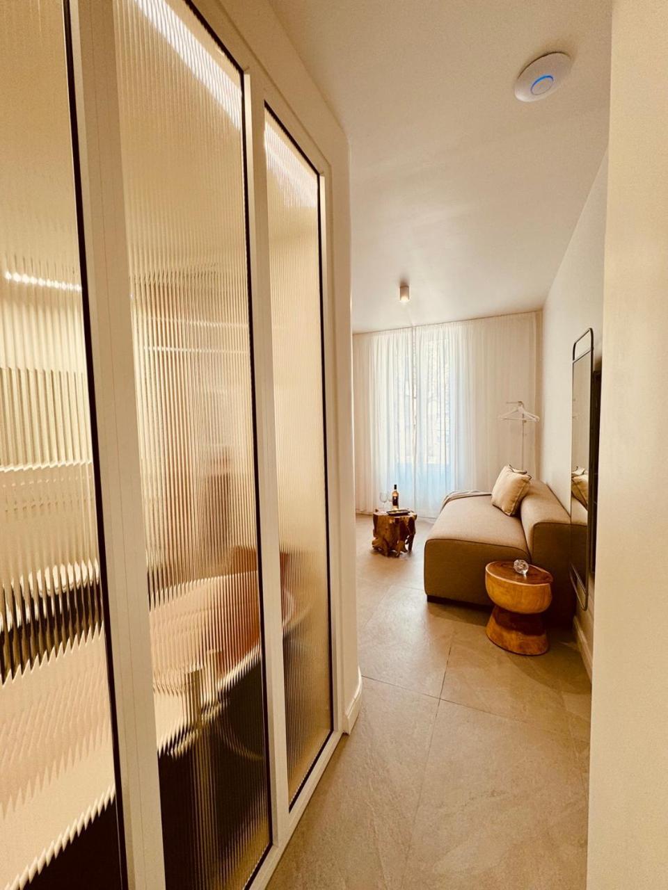 Maison Lyo Suite Luxe คานส์ ภายนอก รูปภาพ
